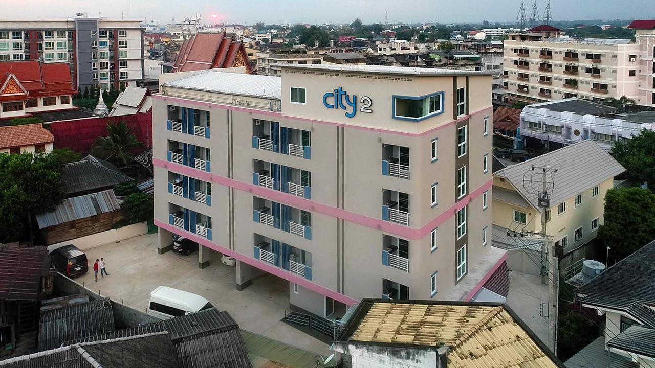 City 2 Лампанг Экстерьер фото